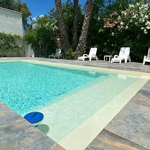 Du Bijou Bleu Hébergement de vacances Puget-sur Argens